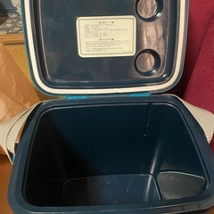 値下げ❗️縦型クーラーボックスの画像
