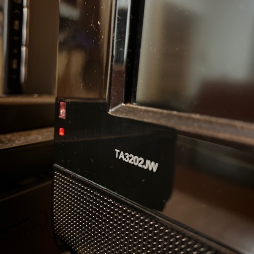 TECO 32インチ　液晶TV