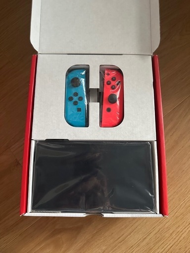任天堂Switch 有機EL ネオンブルー/レッド　