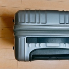 スーツケース　灰色　Sサイズの画像