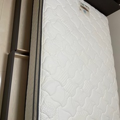 シーリー　ダブルベッド