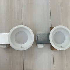 ダウンライト100パイ温白色　2020年製KOIZUMI商品