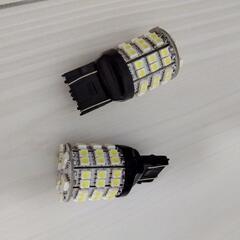 LED T20 ダブル球　白/オレンジ 2個セットの画像