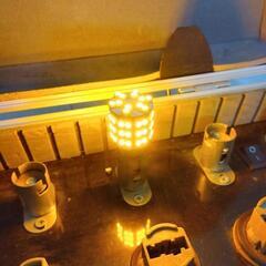 LED T20 ダブル球　白/オレンジ 2個セットの画像