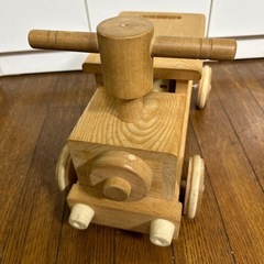 木製　汽車の画像