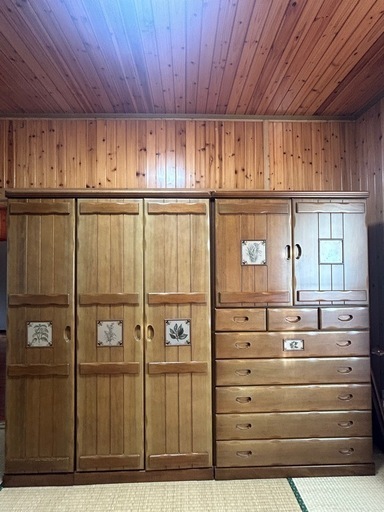 収納家具　タンス　衣装棚