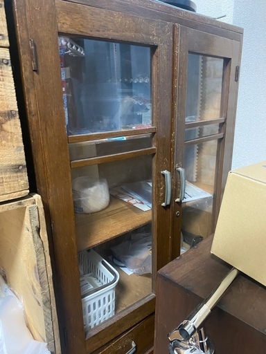 レトロ　古家具　アンティーク　小引き出し　箪笥　シャビー　ガラス棚　引出し　棚