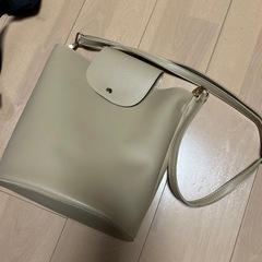 バケツ型ショルダーバッグ