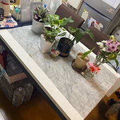 ダイニングテーブル