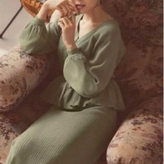 グレイル　ニット　上のみの画像