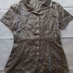 Miss ALICE きらきら光沢シャツ 半袖