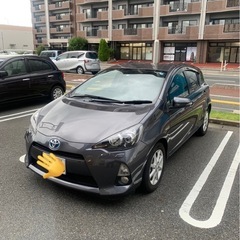 Gグレーメタリック アクア 車両