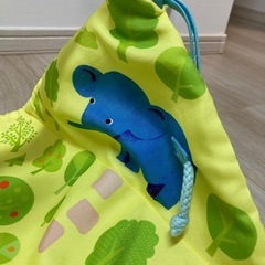 おもちゃ、寝返りごろの画像