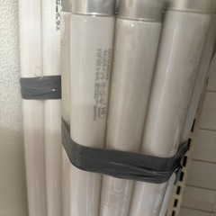 中古蛍光灯24本の画像