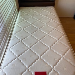 シングル　フランスベッド
