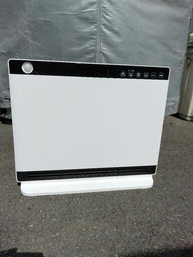 パネル型 温風ヒーター