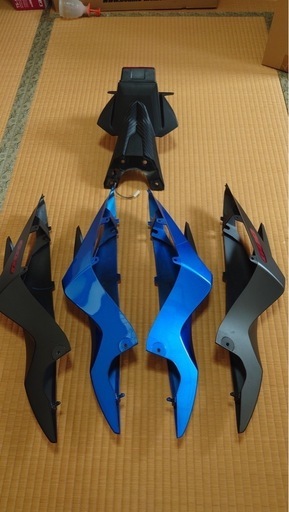 GSX-R600カウル写真
