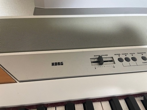 電子ピアノ