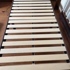 シングルベッド
