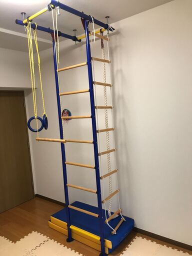 室内ジャングルジム