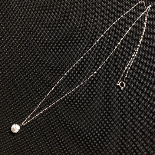 ダイヤモンド付きプラチナネックレス