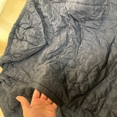 ユニクロ　抱っこケープダウンの画像