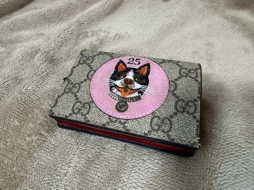 GUCCI グッチ ミスティックキャット 二つ折り財布 GGスプリーム 猫