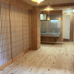 初期費用なんと5万円！！ 山手線渋谷駅まで徒歩8分♪ さらに賃料１ヶ月、保証会社初回保証料、更新料無料！！ 早い者勝ち、人気の渋谷駅徒歩圏内、複数路線利用可能、初期費用安キャンペーン♪ コンビニまで150ｍ スーパーまで700ｍ ドラッグストアまで550ｍ （次回更新予定日9月26日） − 東京都