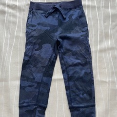 GAP カモフラ柄パンツ　100cm