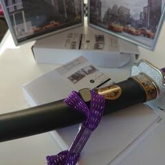 フォトフレーム　2個　おもちゃの剣の画像