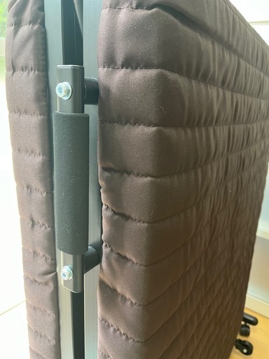 早めに処分したいので値下げ、取引場所の相談応じます。折りたたみベッド