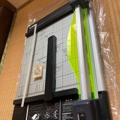 カール事務器(CARL) 裁断機 ペーパーカッター A4対応 40枚裁断 DC-210Nの画像