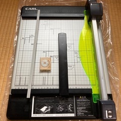 カール事務器(CARL) 裁断機 ペーパーカッター A4対応 40枚裁断 DC-210Nの画像
