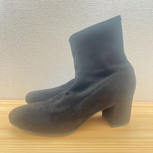 黒 ブーツ  ベロア