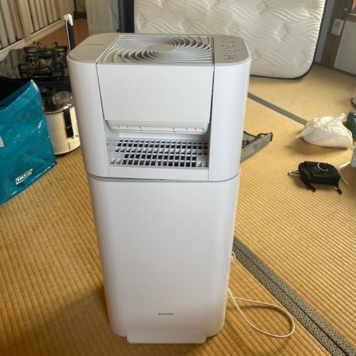 アイリスオーヤマ サーキュレーター衣類乾燥除湿機 IJD-l50-WH 【受け渡し決定】