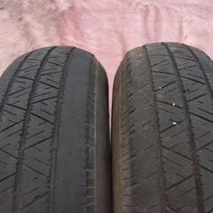 終了御礼　③ばっ！差し上げます！ヨコハマトラックタイヤ！2本セット！175R-14 8prの画像