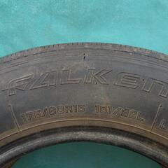 終了御礼　④ばっ！差し上げます！ファルケントラックタイヤ！2本セット！175/80-15の画像