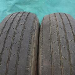 終了御礼　④ばっ！差し上げます！ファルケントラックタイヤ！2本セット！175/80-15の画像