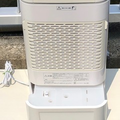 (ジM-109)SALE‼️¥8,800(税込) アイリスオーヤマ　サーキュレーター衣類乾燥除湿機IJD-150-WHの画像