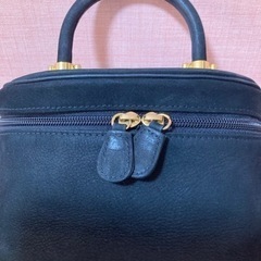 バニティバッグ