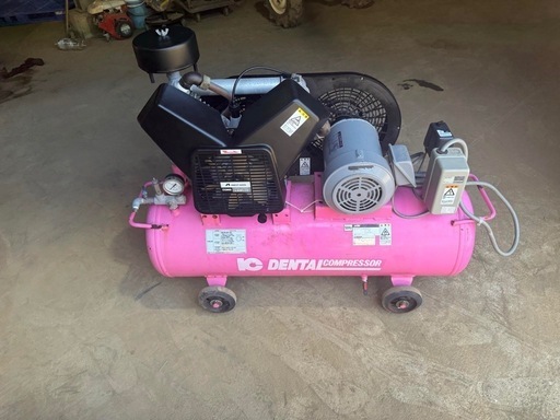 ANEST IWATAエアコンプレッサー