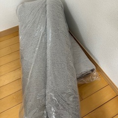 カーペット　ラグ　グレーの画像