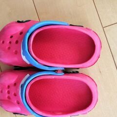 キッズサンダルの画像