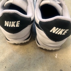 NIKE コルテッツ 23.5cmの画像