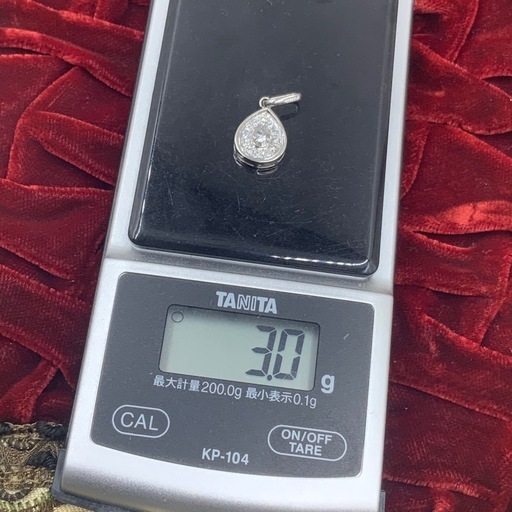 Pt900 ダイヤモンド　ペンダント　3g
