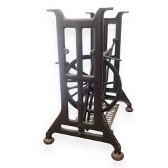 24Y603 ジ MITSUBISHI 三菱 足踏み ミシン台 レトロ アンティーク ミシン脚 中古品の画像