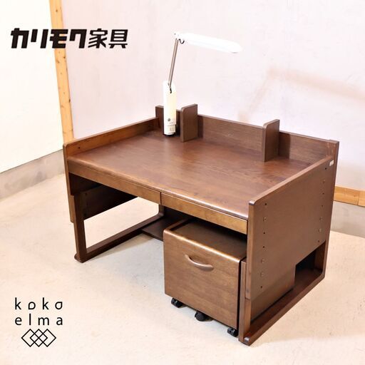 karimoku(カリモク)とBenesse(ベネッセ)のコラボ商品\