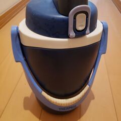 サーモス　スポーツジャグ　水筒　保冷