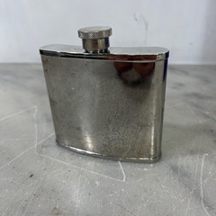 ウィスキー  ボトル スキットル ステンレス 8.5×9.5×2cm