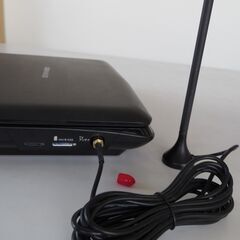 値下げ！美品10.1型ワイド液晶 ポータブルDVDプレーヤー TVチューナー★GREEN HOUSE 10TV3PDV-BK★フルセグ/ワンセグ受信＆DVD/CD/SD/USB対応★動作確認済の画像